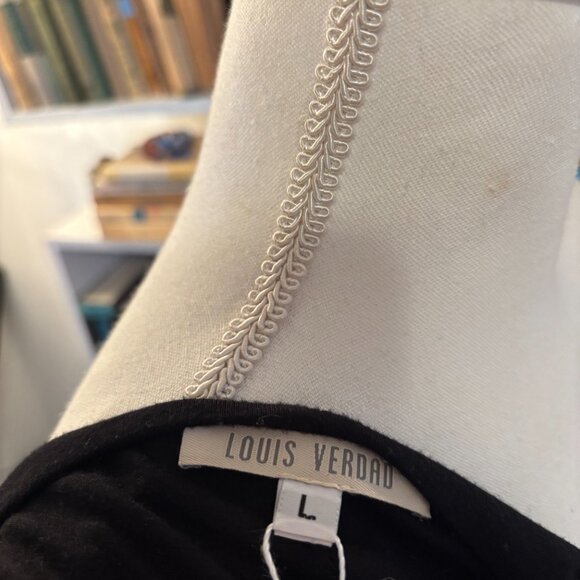 Louis Verdad Top - Picture 5 of 5